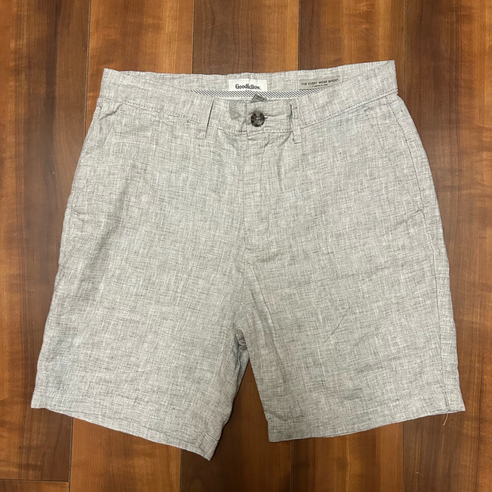 Goodfellow & Co Men's Light Gray Flat Front Shorts